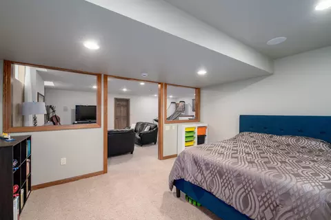 Bedroom - w2416 Snowberry Drive, Appleton, WI 54915 photo 3 of 3