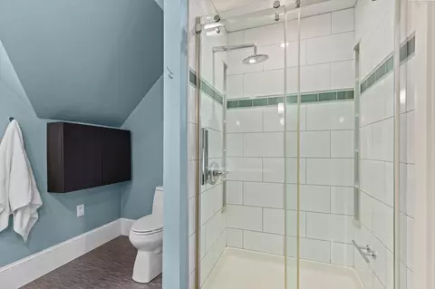 Bath - 414 E Spring St, Appleton, WI 54911 photo 4 of 4