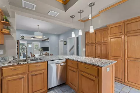 Kitchen - 414 E Spring St, Appleton, WI 54911 photo 4 of 5