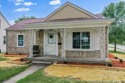 304 Jacob St, Green Bay, WI 54302