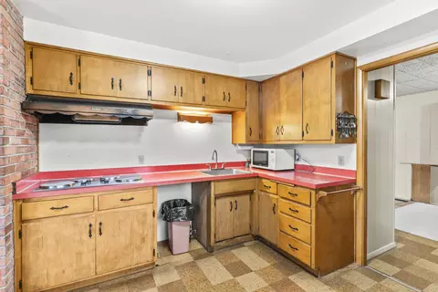 Kitchen - 1905 N Alexander St, Appleton, WI 54911 photo 2 of 2