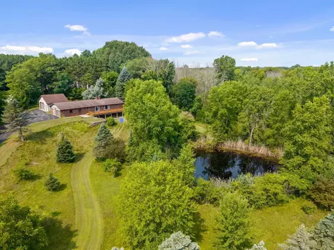 3747 Stream Rd, Green Bay, WI 54313