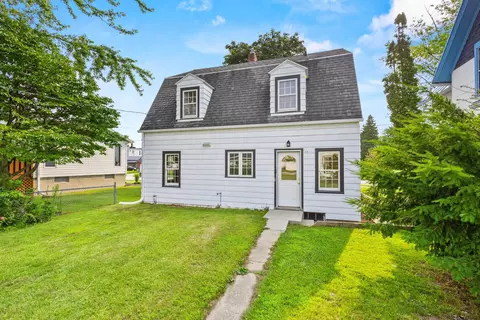 Exterior - 321 Mill St, Algoma, WI 54201 photo 6 of 9