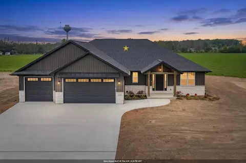 549 Behrendt Park Dr, Seymour, WI 54165