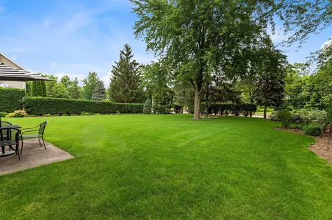 Exterior - 4224 Terraview Dr, Appleton, WI 54913 photo 3 of 12