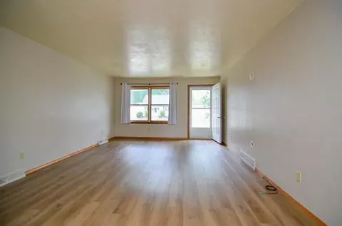 Living - 1724 N Ullman St, Appleton, WI 54911 photo 4 of 4
