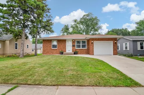 Exterior - 1724 N Ullman St, Appleton, WI 54911 photo 7 of 7