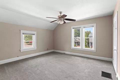 Bedroom - 425 W Winnebago St, Appleton, WI 54911 photo 5 of 8