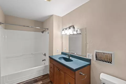 Bath - 425 W Winnebago St, Appleton, WI 54911 photo 1 of 2