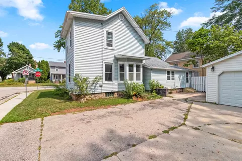 Exterior - 425 W Winnebago St, Appleton, WI 54911 photo 3 of 12