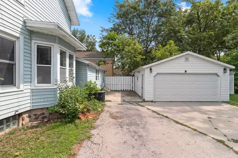 Exterior - 425 W Winnebago St, Appleton, WI 54911 photo 2 of 12