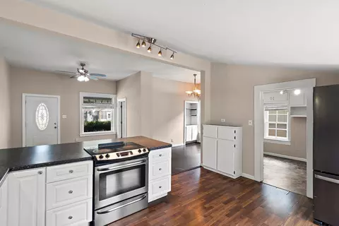 Kitchen - 425 W Winnebago St, Appleton, WI 54911 photo 1 of 4