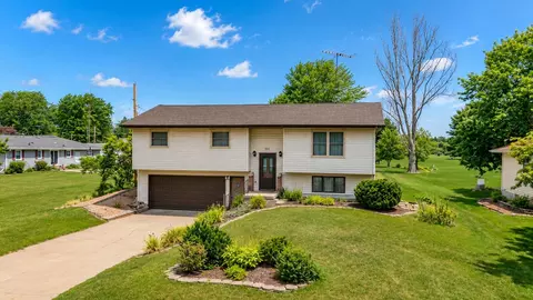 353 E Cumberland St, Berlin, WI 54923