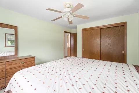 Bedroom - n2580 County Road A, Appleton, WI 54913 photo 2 of 5