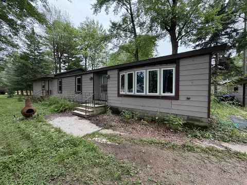 n6005 Lake Drive, Shawano, WI 54166
