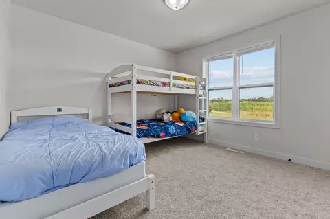 Bedroom - 3846 E Zion Ln, Appleton, WI 54913 photo 5 of 6