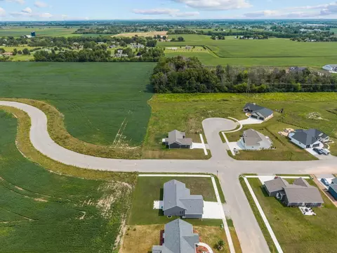 View/Area - 3846 E Zion Ln, Appleton, WI 54913 photo 3 of 10