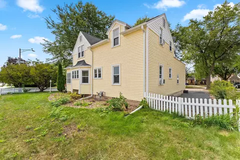 Exterior - 1312 W Packard St, Appleton, WI 54914 photo 15 of 16