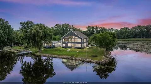 6392 Lakeshore Rd, Winneconne, WI 54986