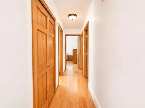 Entry Way - 219 Cedar St, Ripon, WI 54971 photo 3 of 13