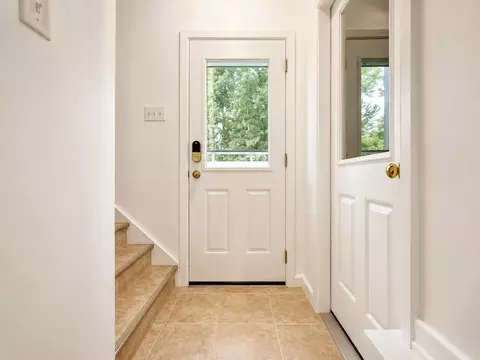 Entry Way - 219 Cedar St, Ripon, WI 54971 photo 10 of 13