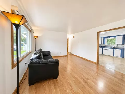 Living - 219 Cedar St, Ripon, WI 54971 photo 3 of 10
