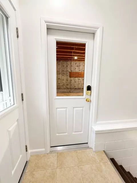 Entry Way - 219 Cedar St, Ripon, WI 54971 photo 12 of 13