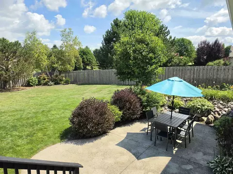 Exterior - 3226 E Greenleaf Dr, Appleton, WI 54913 photo 6 of 13