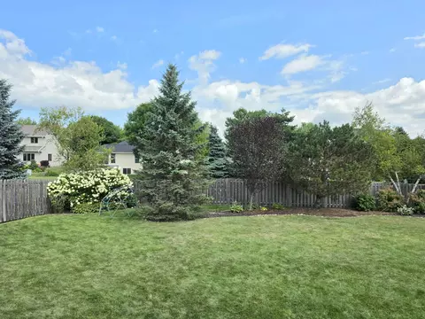 Exterior - 3226 E Greenleaf Dr, Appleton, WI 54913 photo 11 of 13
