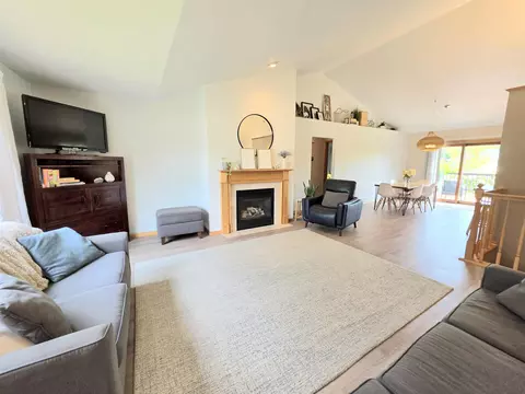 Living - 3226 E Greenleaf Dr, Appleton, WI 54913 photo 6 of 7