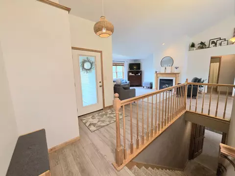Entry Way - 3226 E Greenleaf Dr, Appleton, WI 54913 photo 1 of 2