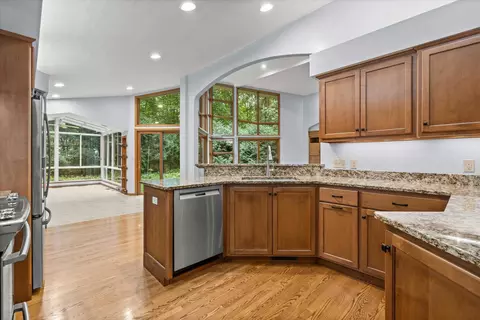 Kitchen - 1525 S Weimar St, Appleton, WI 54915 photo 2 of 4