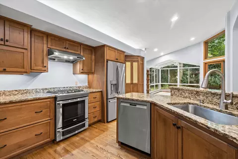 Kitchen - 1525 S Weimar St, Appleton, WI 54915 photo 4 of 4