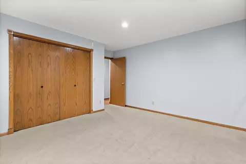 Bedroom - 1525 S Weimar St, Appleton, WI 54915 photo 7 of 10