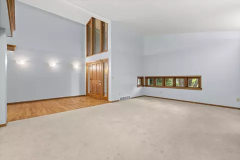 Living - 1525 S Weimar St, Appleton, WI 54915 photo 3 of 7