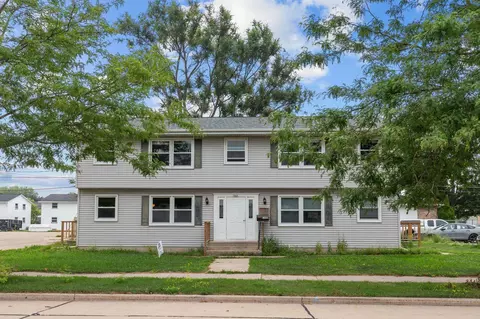 1860 Evans St, Oshkosh, WI 54901