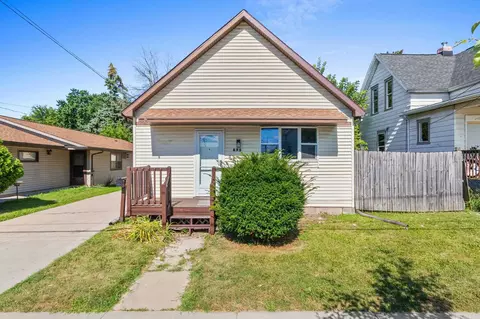 828 S Chestnut Ave, Green Bay, WI 54304
