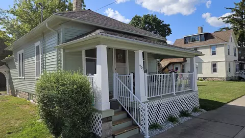 Exterior - 403 N Clark St, Appleton, WI 54911 photo 5 of 10