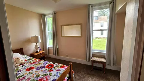 Bedroom - 403 N Clark St, Appleton, WI 54911 photo 1 of 6