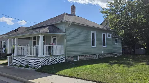 Exterior - 403 N Clark St, Appleton, WI 54911 photo 1 of 10