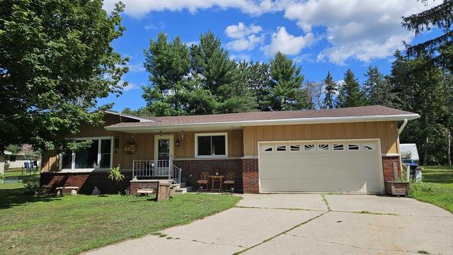 132 School Ct, Shawano, WI 54166
