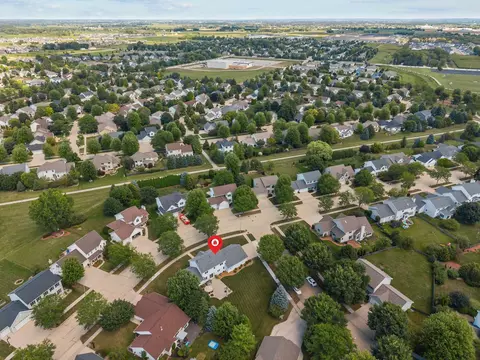 View/Area - 3023 E Greenleaf Dr, Appleton, WI 54913 photo 4 of 10