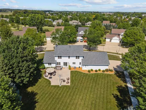 View/Area - 3023 E Greenleaf Dr, Appleton, WI 54913 photo 6 of 10