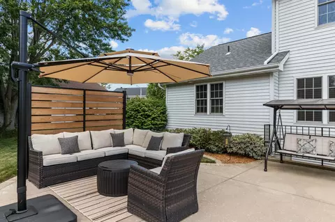 Exterior - 3023 E Greenleaf Dr, Appleton, WI 54913 photo 5 of 12