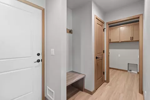 Entry Way - 1713 Golden Gate Dr, Appleton, WI 54913 photo 2 of 2