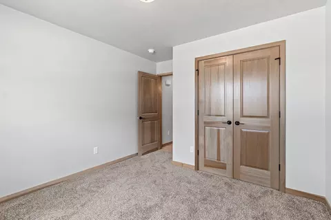 Bedroom - 1713 Golden Gate Dr, Appleton, WI 54913 photo 4 of 6