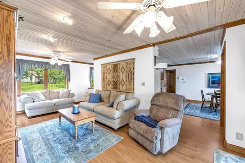 Living - n6278 8th Drive, Plainfield, WI 54966 photo 3 of 5