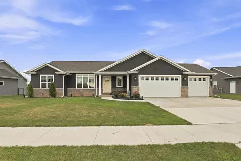 2014 Bear Paw Trl, Kaukauna, WI 54130