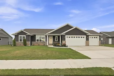 2014 Bear Paw Trl, Kaukauna, WI 54130