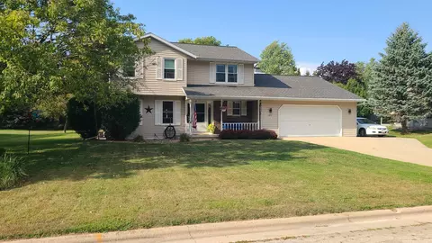2854 Baylite Dr, Green Bay, WI 54313